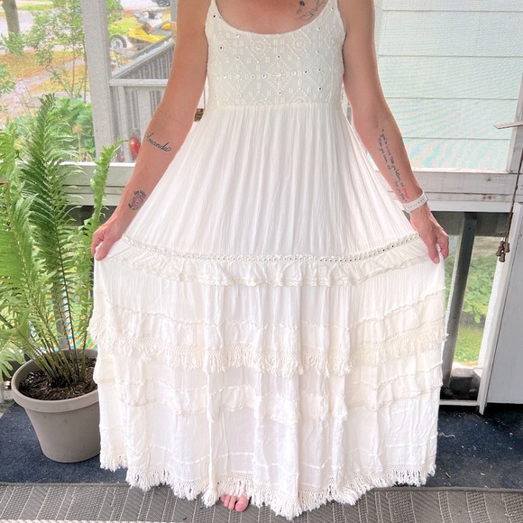 Z&L Europe tiered boho summer maxi dress. Size medium - Picture 4 of 16